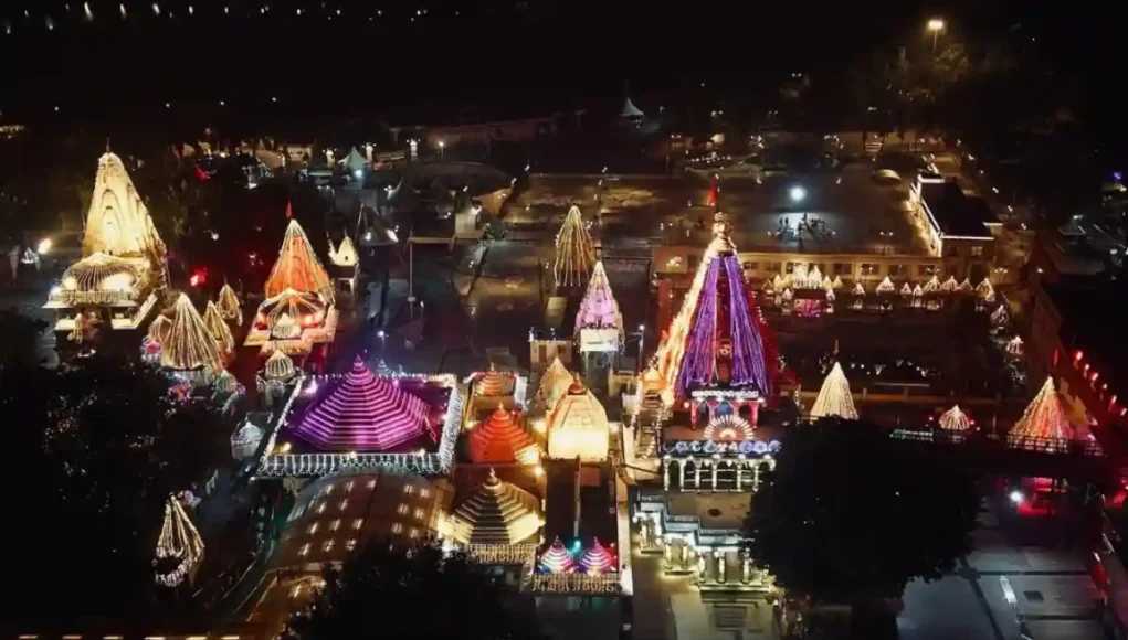 temple sacred sites Ujjain evening pilgrims