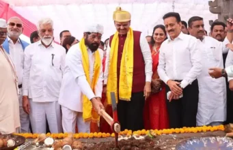 Nashik Simhastha 2027 Gets Massive Upgrade; Record Footfall Expected: CM Fadnavis CM Devendra Fadnavis announcing major development works for the Nashik Simhastha 2027 Kumbh.